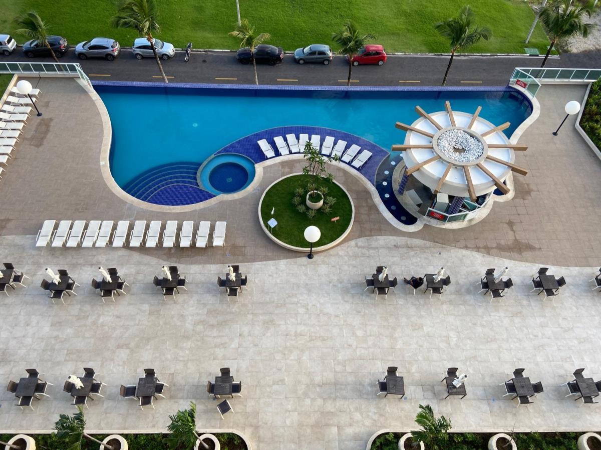 Salinas Park Apartment *